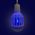 Лампа светодиодная антимоскитная Apeyron E27 15W 6500K белая 13-05